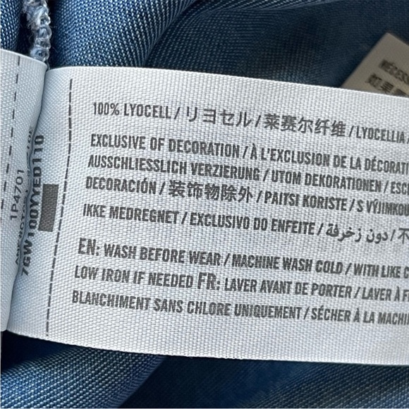 Abercrombie & Fitch Over The Shoulder Chambray Dress - Picture 5 of 6